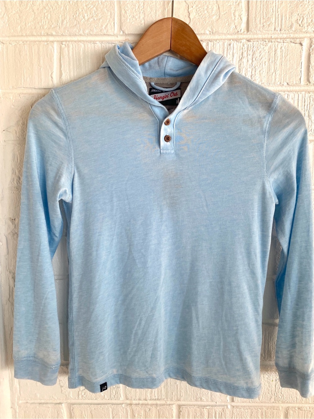 johnnie-O Boys Hangin’ Out Light Blue Hooded Henley Size 8 NWT